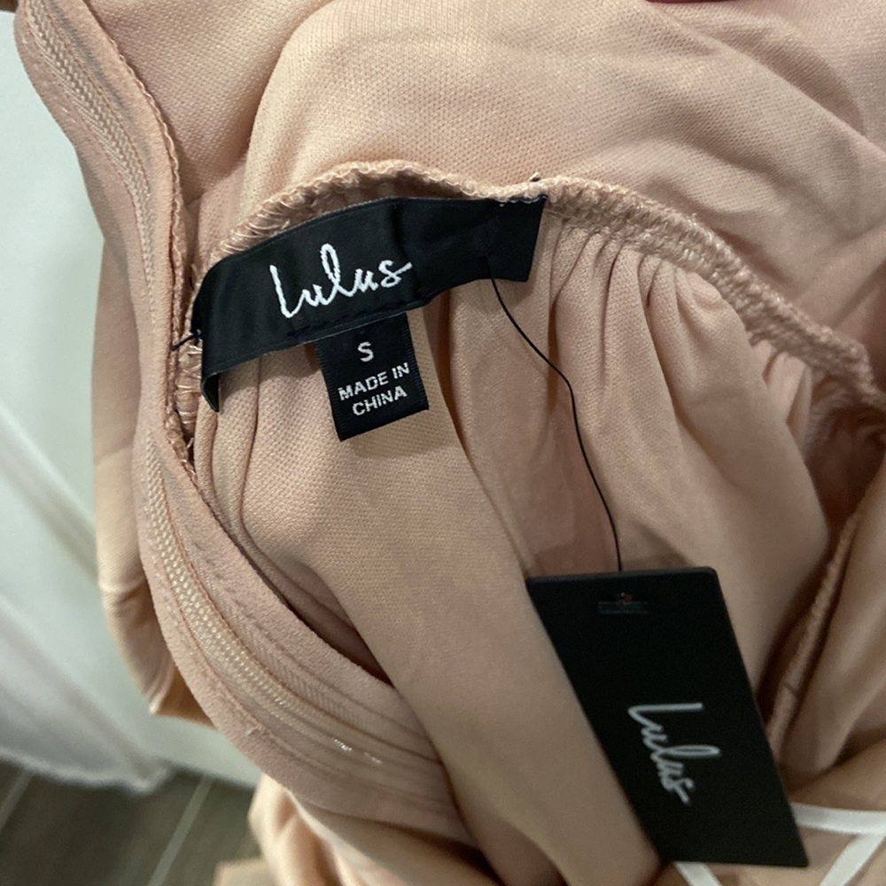 NWT Lulu’s - Make Me Marvel Blush V-Neck Sleeveless Maxi Dress - Picture 13 of 16